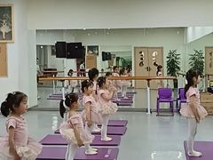 -刘诗昆艺术学校(一品天下校区)