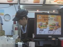-华莱士·全鸡汉堡(艳粉店)
