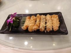 鲜虾沙律卷-万山楼海鲜酒家·二十三年老字号