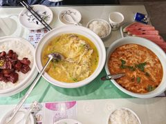 东北酸菜烩猪肚-福荣新中式餐厅