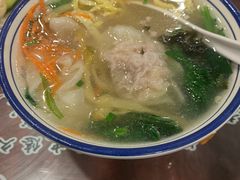 -长人馄饨铺(解放街店)