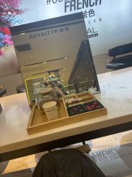 -罗亚帝造型·烫发染发
