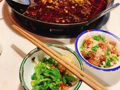 -赞花婆鲜兔辣卤火锅