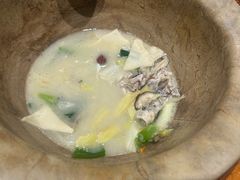 -滇香肴·云南菜蒸汽石锅鱼(云南北路店)