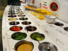 自助调料区-番食园鲜食火锅(高新店)