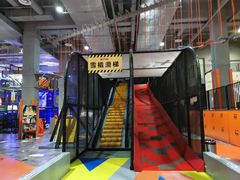 -嗨翻Hi-Fun竞技主题乐园·蹦床亲子生日轰趴(国光1937店)