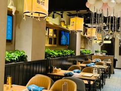 -街角等你.大连海鲜烧烤(西安路店)
