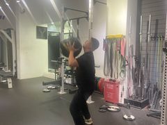 -汗水空间私教健身连锁(SM广场店)
