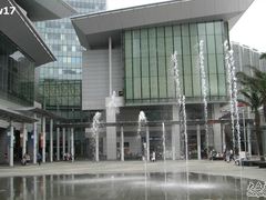 -东荟城名店仓