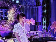 -Darling Queen·Mini·Live·House