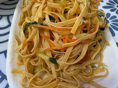 红油豆皮-鲁毓鲜蓬莱小面(黄山路店)