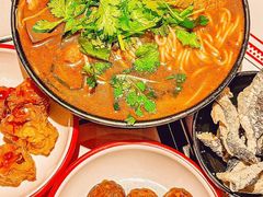 -肥汁米蘭香港米线(长宁来福士店)