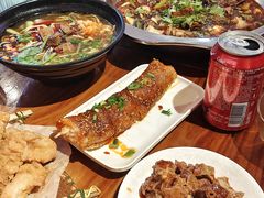 -爆炸头阿姨小四川正宗川味小吃(无任何分店)