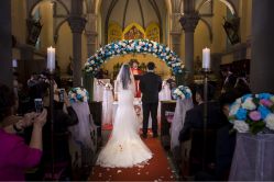 -喜喜婚纱HAPPINESS STUDIO奢定馆(海淀体验馆)