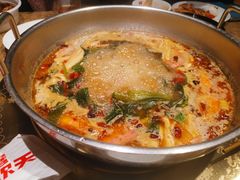 -七欣天香辣蟹火锅(上海银亿滨江店)
