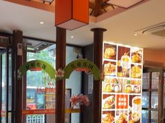 -阿瓦山寨·湘菜现炒·剁椒鱼头王(咸阳总店)