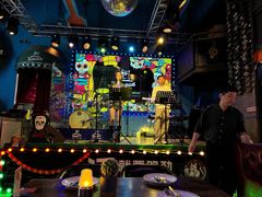 -Famous肥猫墨西哥音乐餐吧(五棵松华熙LIVE店)