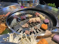 -哈哈碳都·牛肋条无限自助烤肉(台江万达店)