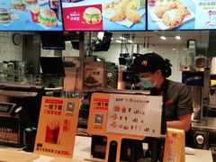 -麦当劳(常山服务区得来速店)