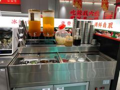 -成都你六姐·牛肉冒菜(信泰中心商场店)