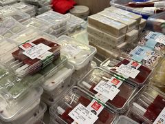 -瑞虹新天地月亮湾