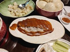 明湖精品烤鸭-明湖楼·经典鲁菜山东海鲜(大明湖店)