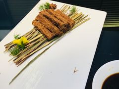 -璞御·海鲜·雪花牛肉局(宾水西道店)
