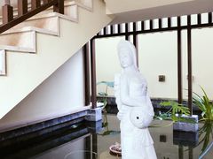 -三亚亚龙湾五号度假别墅酒店