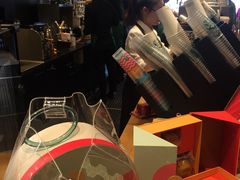 -星巴克臻选(华堂·新辰汇店)