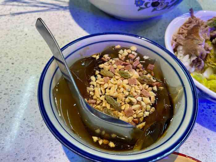 重山钵钵(霄云路店)-"和朋友一起来品尝她中的奖,夏天本身就热17.