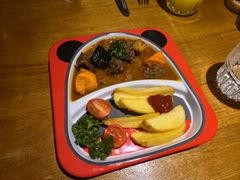 -JINNS锦时 steak&pizza(浸信会礼拜堂旧址店)