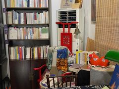 -荒岛书店(黄县路店)