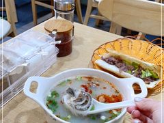 -金诚张妈妈羊汤·驴肉火烧(旧宫佳和园店)