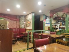 -玛格萝妮比萨屋(陆家浜路店)