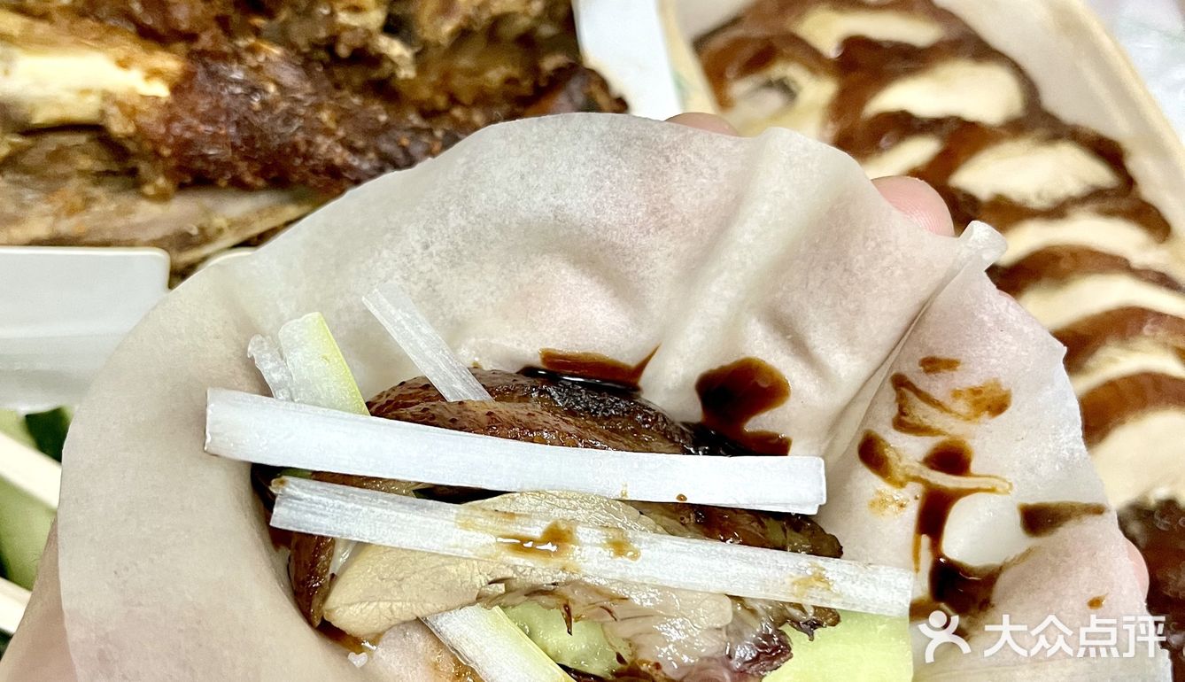 去之前没想到这么好吃❗️隐藏在巷子里的烤鸭店