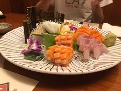 -由紀日本料理·炭火燒肉