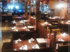 大堂-三个大叔烤羊肉串·炭炉砂锅菜(西三旗店)