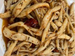 孜然辣蘑菇-如意香辣鸡架(总店)