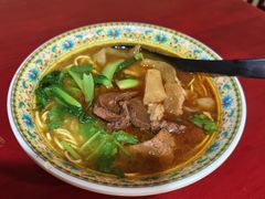 -金杨拉面王小吃面馆·牛三宝面·红烧牛肉粉