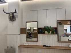 -MARTIN'S BARBER SHOP男士理发馆