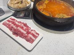 -贵府酸汤牛肉火锅·贵州老字号(飞山街店)