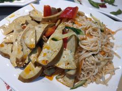 -武记碳锅鱼大盘鸡(杜岭街店)