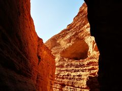 -天山神秘大峡谷