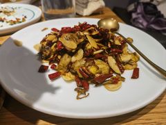 香辣野生牛肝菌-一坐一忘云南菜(嘉里中心店)