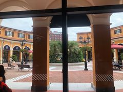 -佛罗伦萨小镇广佛名品奥特莱斯(疏港路店)