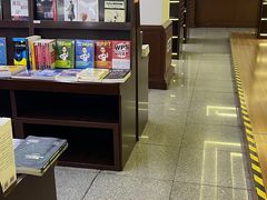 -新华书店(新街口旗舰店)