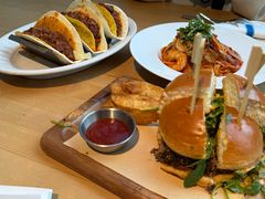黑松露牛肉堡-魏客咖啡(中铁中心店)