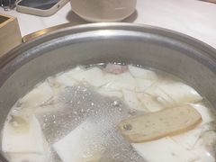-喃喃椰·糟粕醋·椰子鸡火锅(七堡花园店)