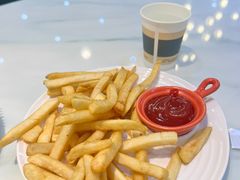 -丽莎沙拉轻食餐厅(国贸店)