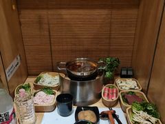 -独食火锅·半米屋台(直营总店)